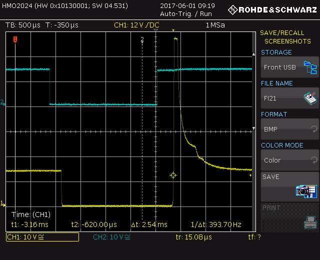 Two oscilloscope traces showing injector input and output during prototype pass-through testing